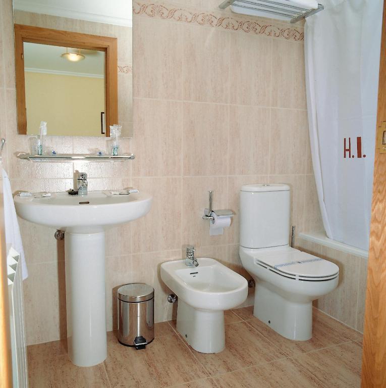 Hotel Isabel Брів'єска Номер фото