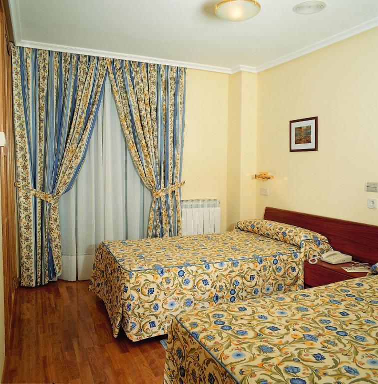 Hotel Isabel Брів'єска Номер фото